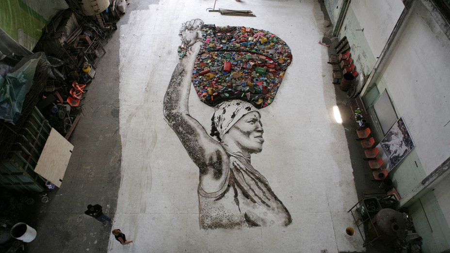 Photograph by Vik Muniz, courtesy of Vik Muniz Studio